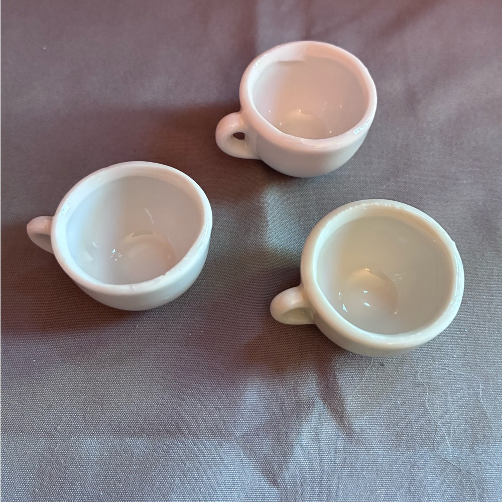 Vintage Mini Toy Tea Set - Blond Girl with Butterfly, 9 Piece Set - Picture 11 of 13